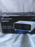 Emerson SmartSet CKS1500 Dual Alarm Clock Radio