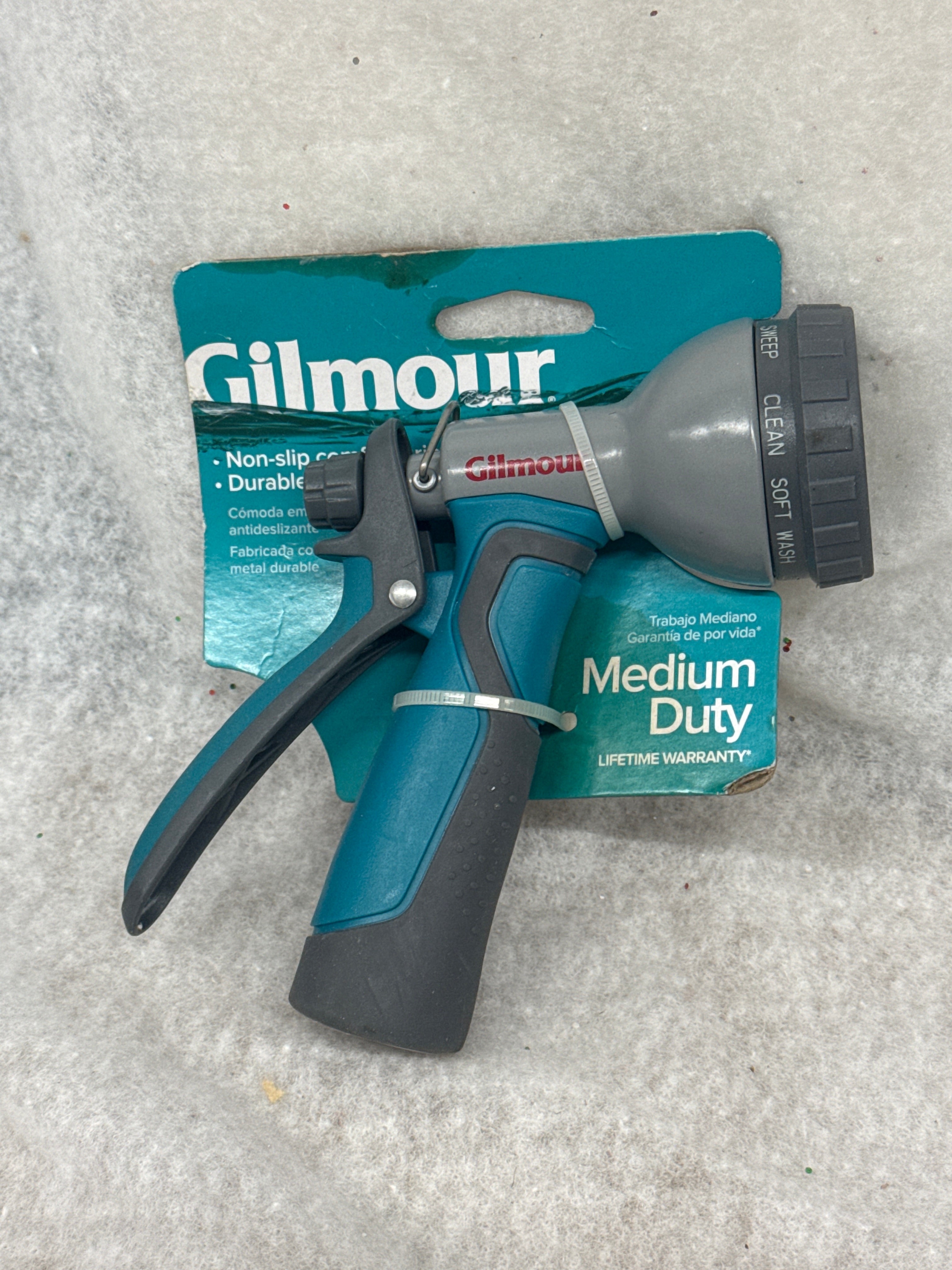 Gilmour 8-Pattern Adjustable Zinc Hose Nozzle