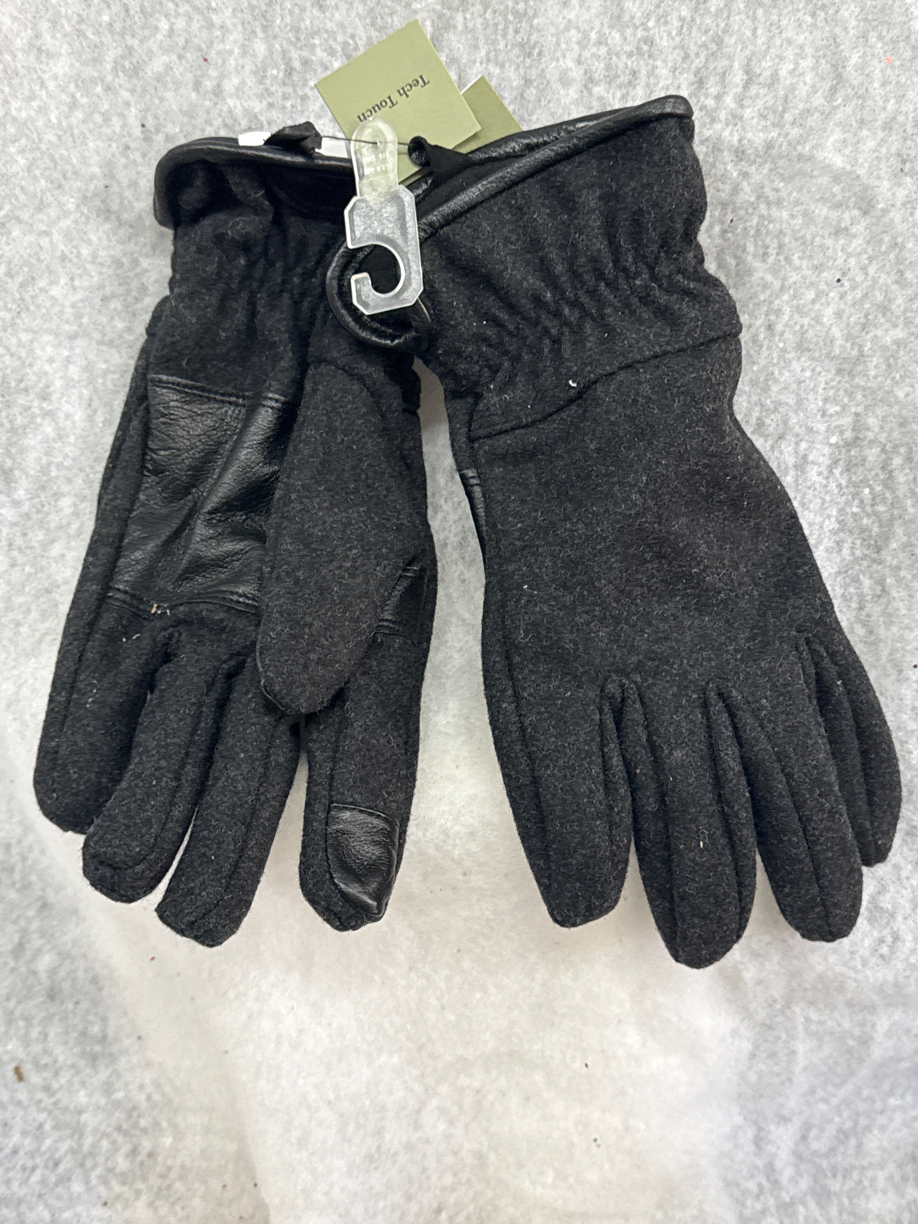 Black Tech Touch Winter Gloves
