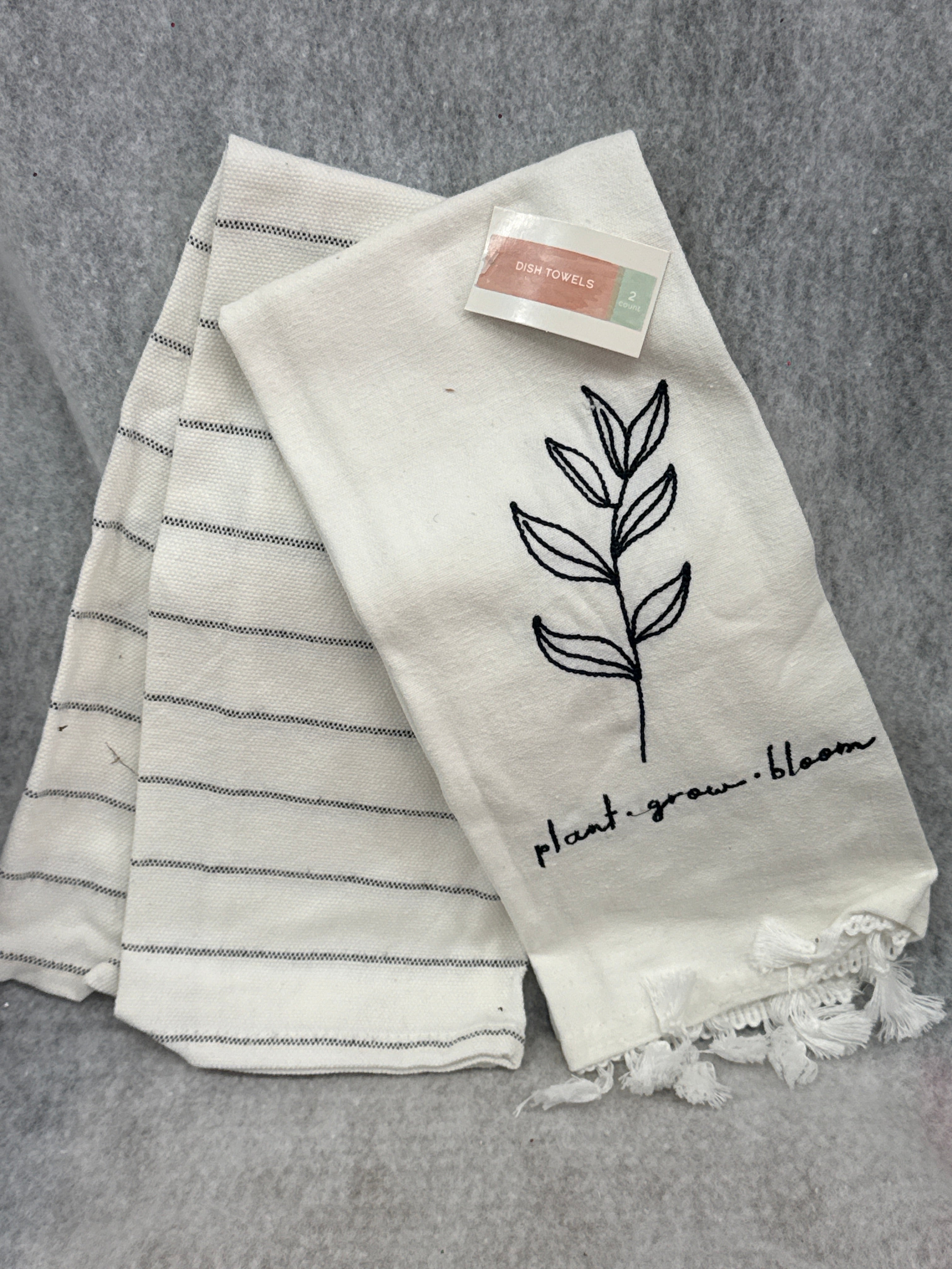 hand towel 2pk (plant grow bloom)
