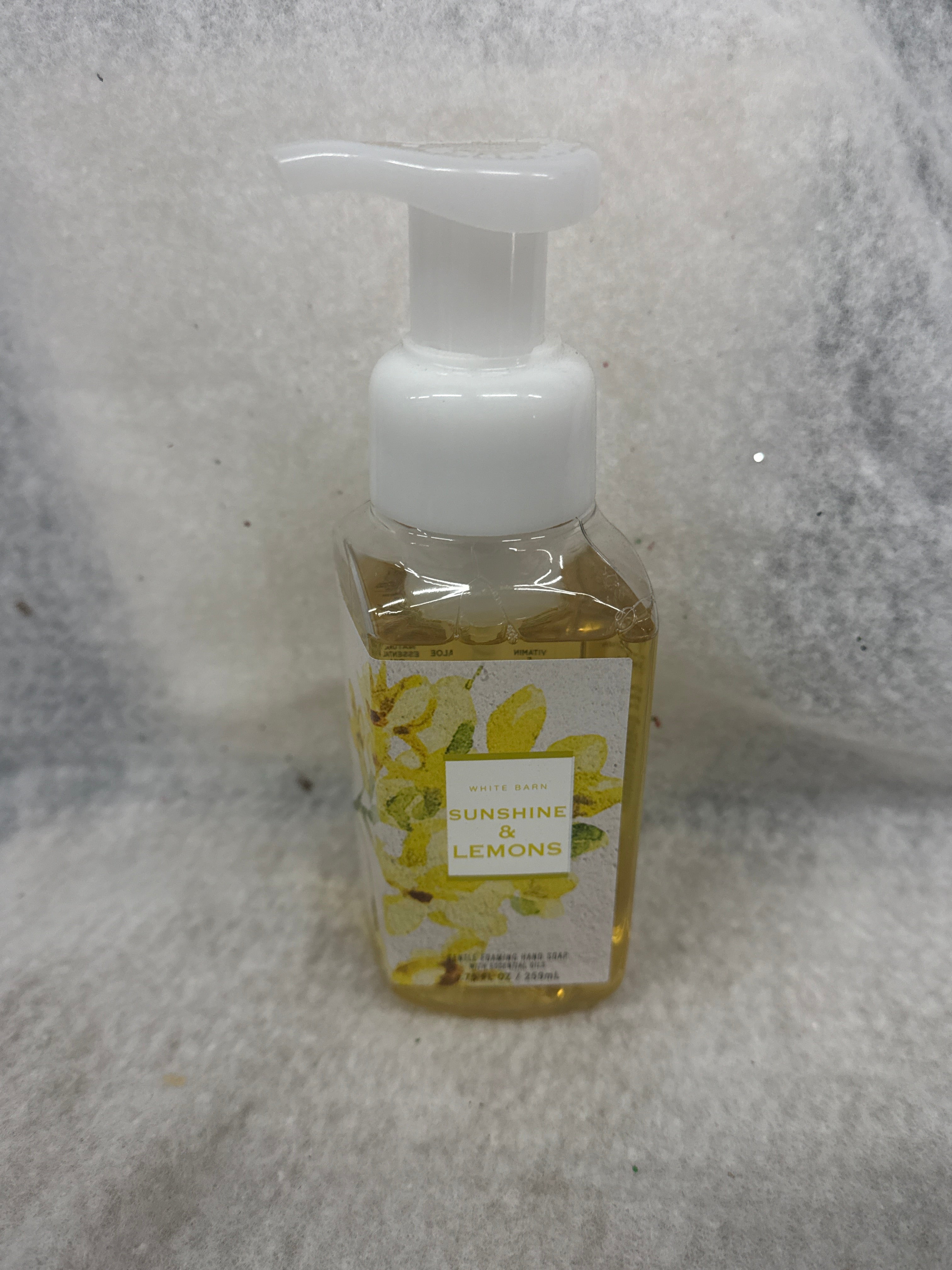 Bath & Body Works White Barn Sunshine & Lemons Gentle Foaming Hand Soap, 8.75 fl oz