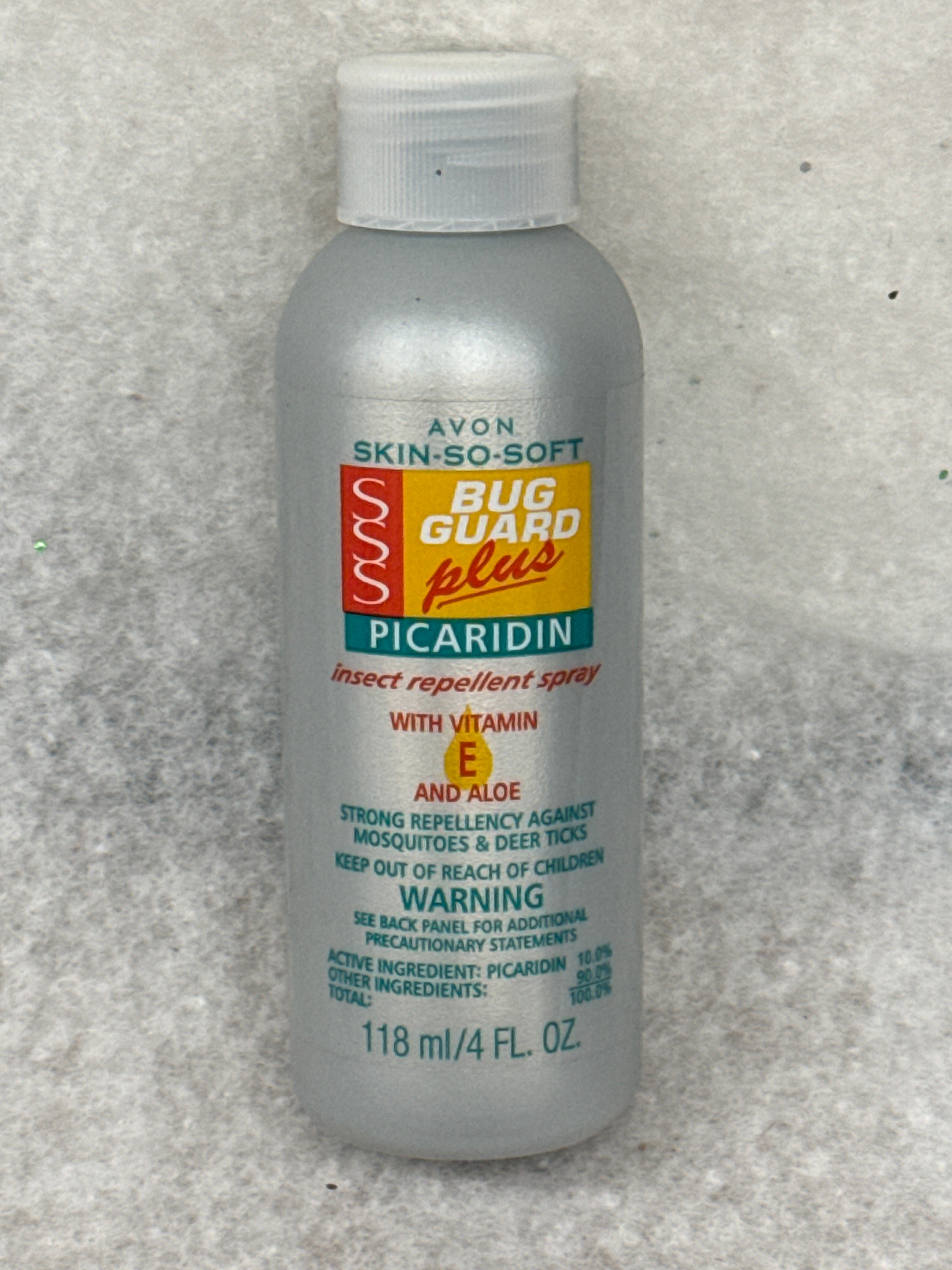 Avon Skin So Soft Bug Guard Plus Picaridin Insect Repellent Towelettes, 8 Count